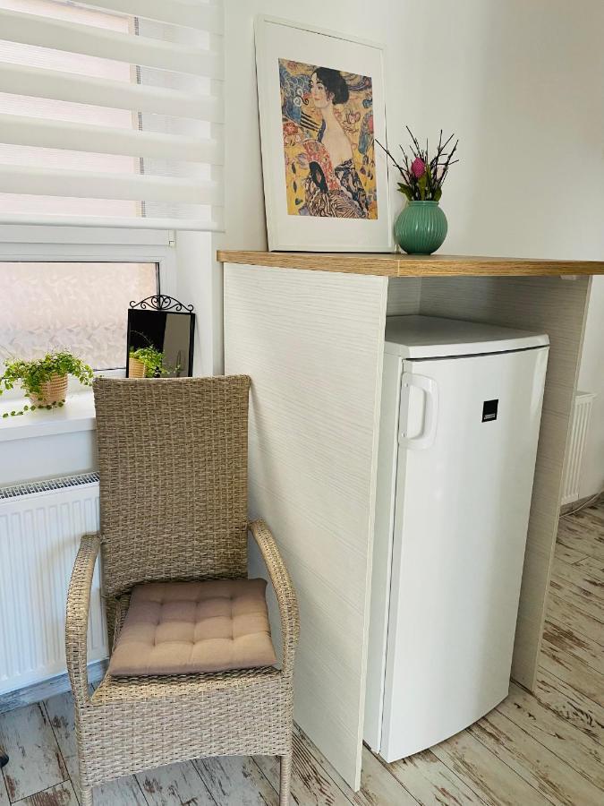 Residence Park Lovely Apartman With Private Parking Kysucke Nove Mesto Eksteriør billede